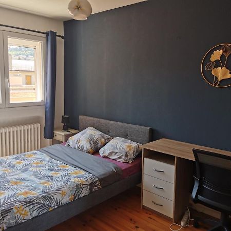 Velay Cocon Appartement 4 Chambres Avec Vue Sur Les Monuments Le Puy-en-Velay Exteriör bild