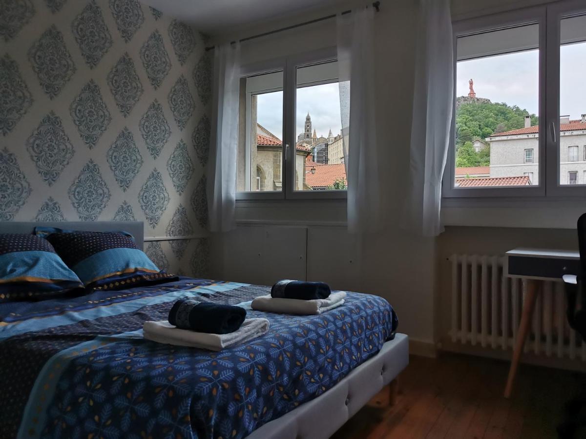 Velay Cocon Appartement 4 Chambres Avec Vue Sur Les Monuments Le Puy-en-Velay Exteriör bild