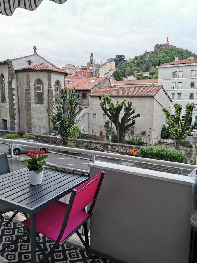 Velay Cocon Appartement 4 Chambres Avec Vue Sur Les Monuments Le Puy-en-Velay Exteriör bild