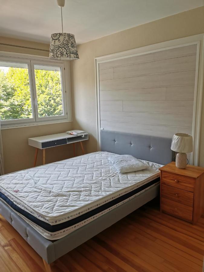 Velay Cocon Appartement 4 Chambres Avec Vue Sur Les Monuments Le Puy-en-Velay Exteriör bild