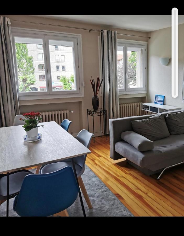 Velay Cocon Appartement 4 Chambres Avec Vue Sur Les Monuments Le Puy-en-Velay Exteriör bild